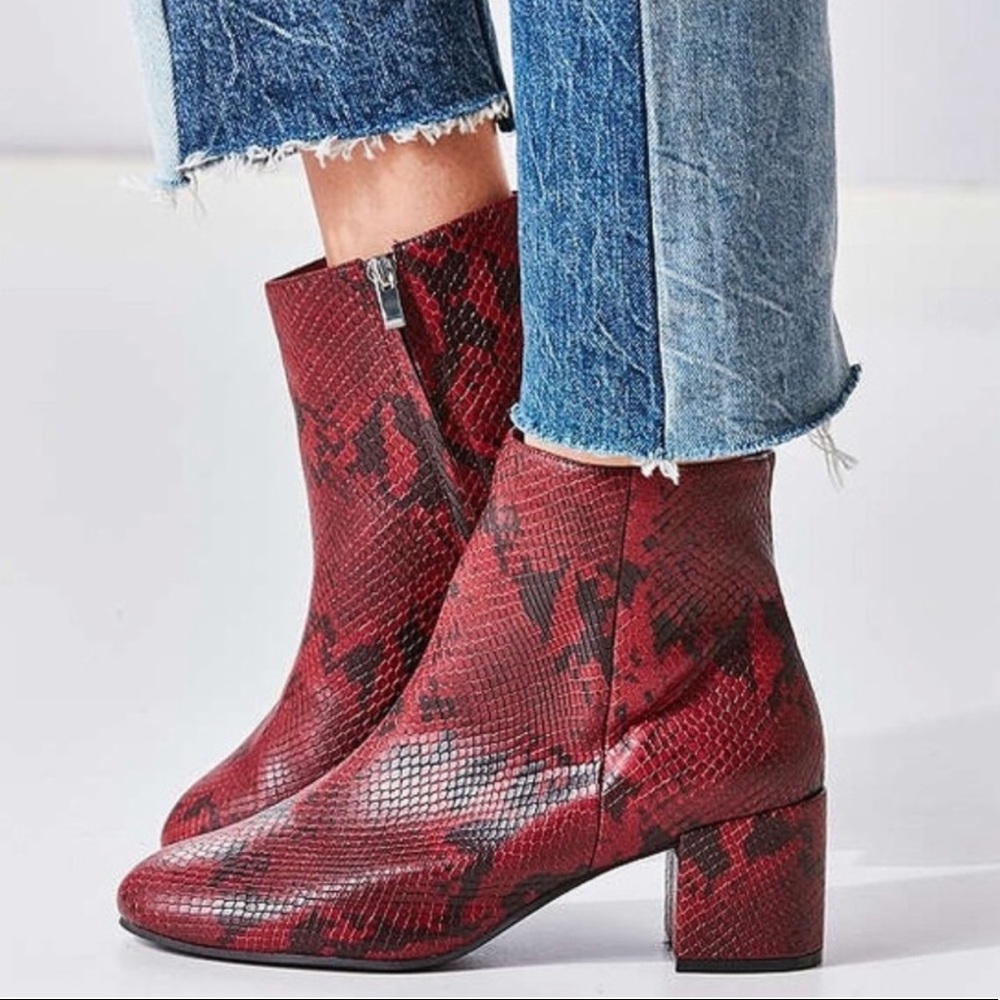 Urban Outfitters Red Faux Snakeskin Print Ankle Boots Size 8